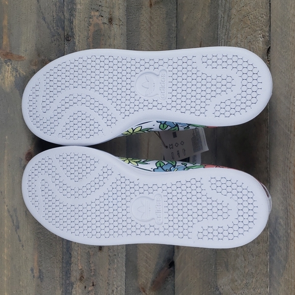 adidas Women's Stan Smith Leather All Over Floral Print Sneakers - Picture 6 of 11